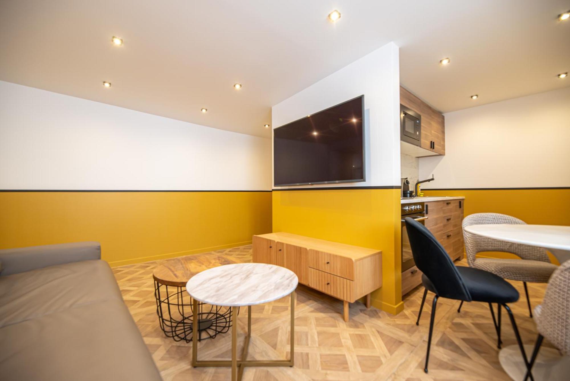 Cosy Flats- Notre Dame Appartement