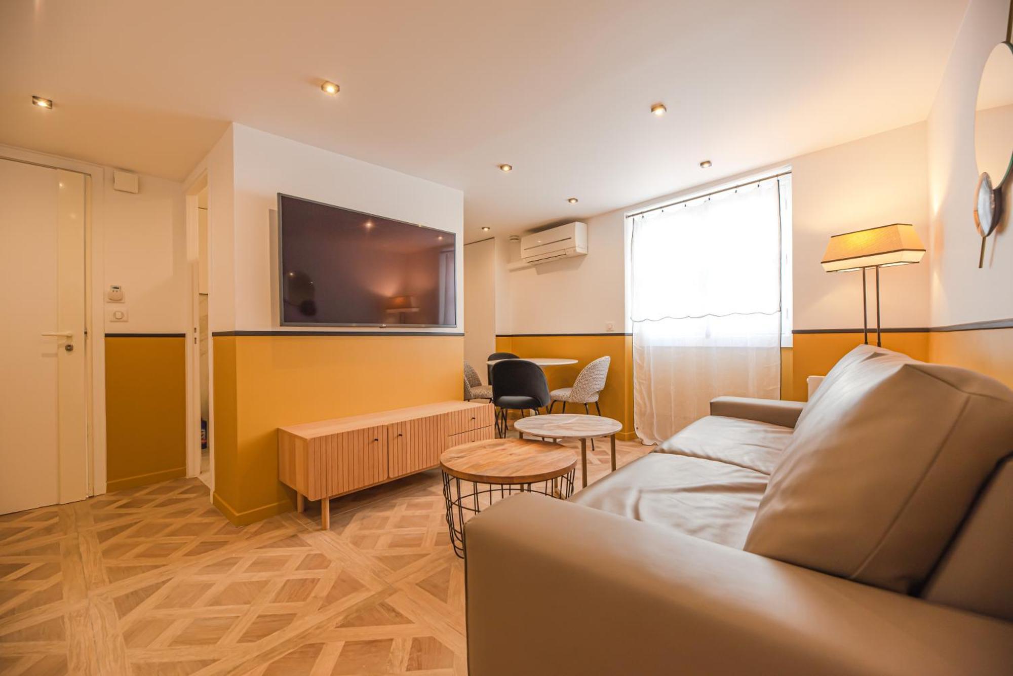 Cosy Flats- Notre Dame Appartement *